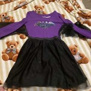Place Purple and Black Sparkly Bat Costume